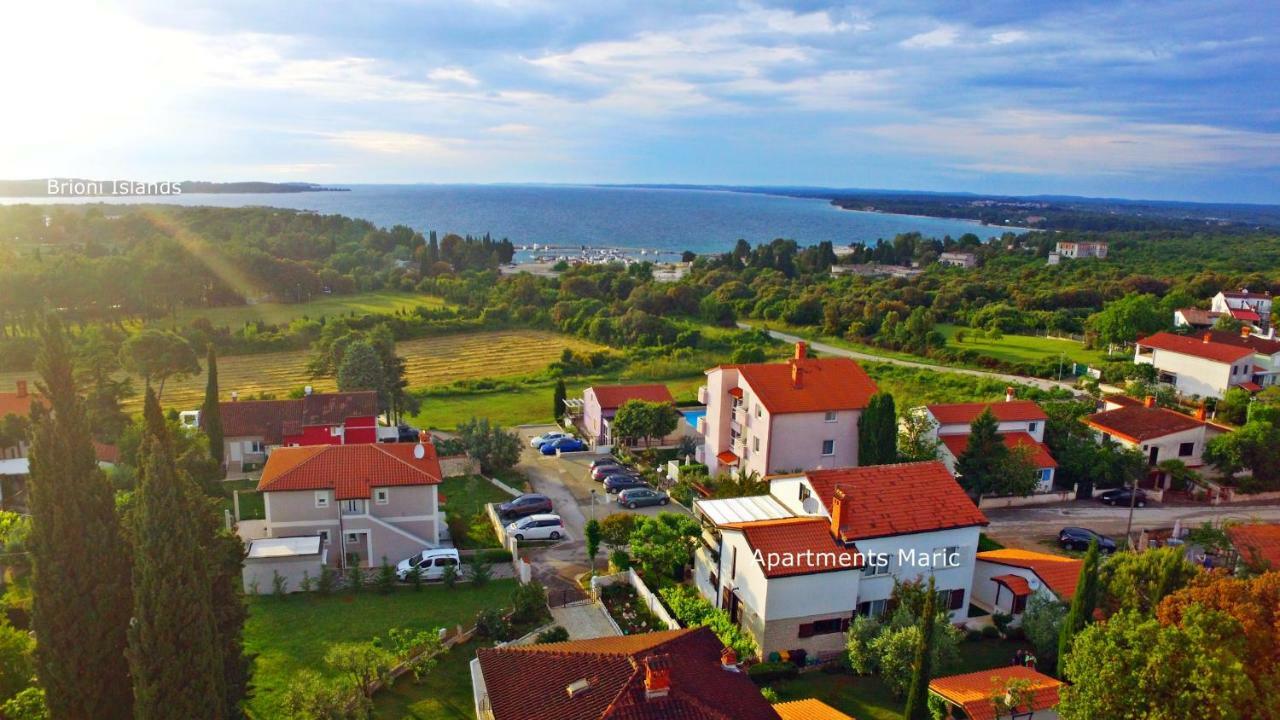 Apartments Dina Pula Exterior photo